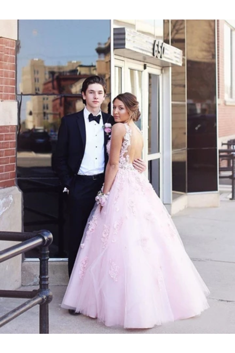 Elegant Ball Gown Prom Dresses With Appliques V Neck Floor Length