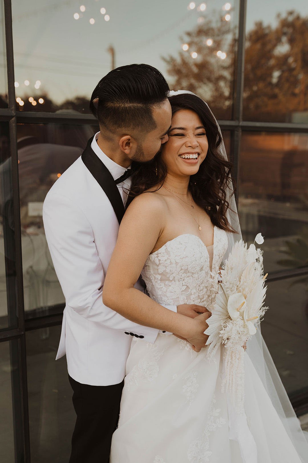 Ball Gown Strapless Sweetheart Ivory Wedding Dresses with Appliques, Beach Wedding Gowns SRS15499