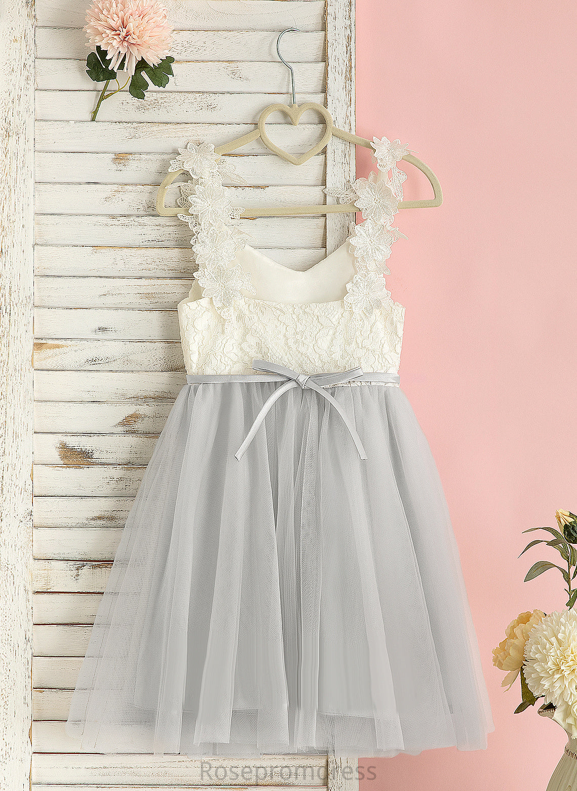 Tulle/Lace Sleeveless V-neck Flower Girl Knee-length Yasmin Dress A-Line Flower Girl Dresses