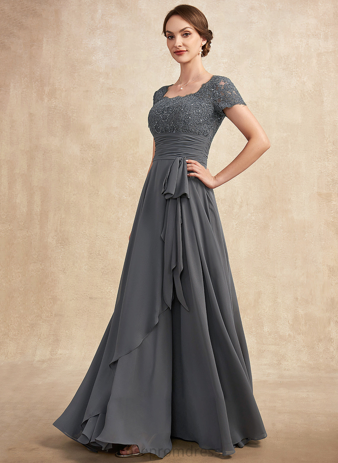 Bride Sequins Mother Dress Floor-Length the Ruffle Neckline Beryl of Chiffon A-Line Square Mother of the Bride Dresses With Lace