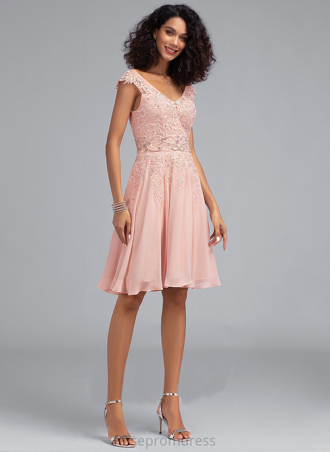 Homecoming Knee-Length Chiffon Maud With A-Line Homecoming Dresses Beading Lace V-neck Dress