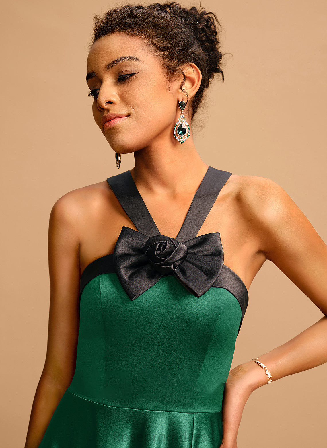 With Train Halter Bow(s) Kylie Satin Ball-Gown/Princess Prom Dresses Sweep