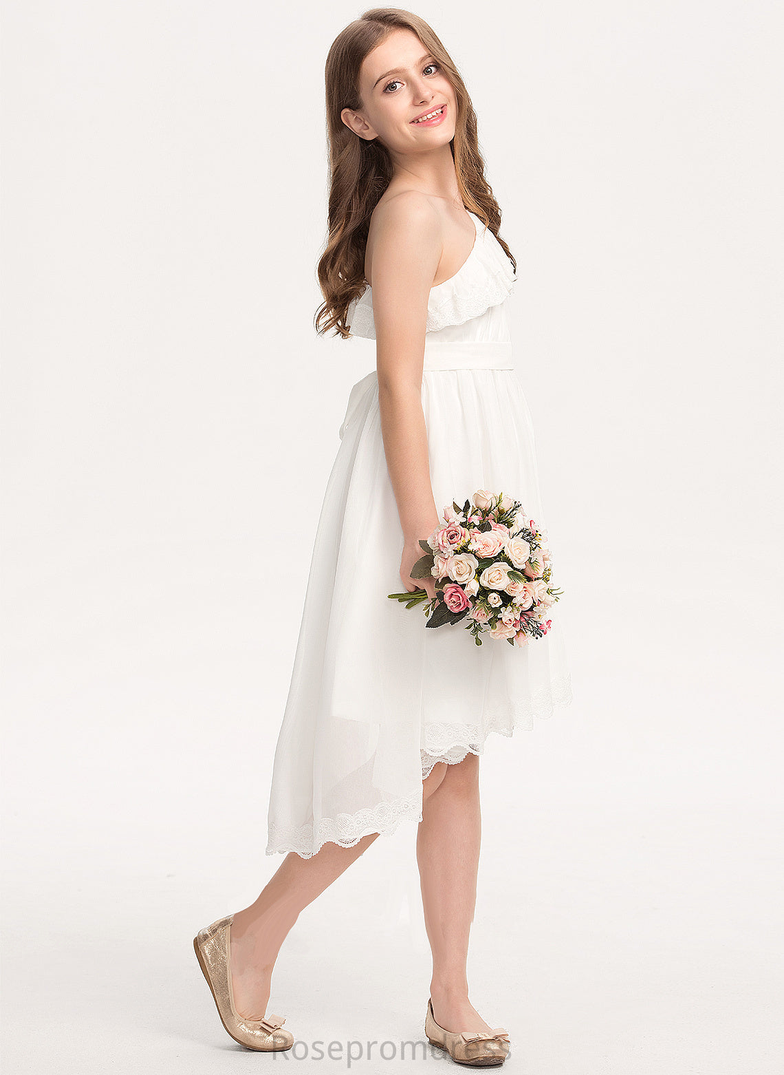 With Izabelle Chiffon A-Line Lace Bow(s) Asymmetrical Junior Bridesmaid Dresses One-Shoulder