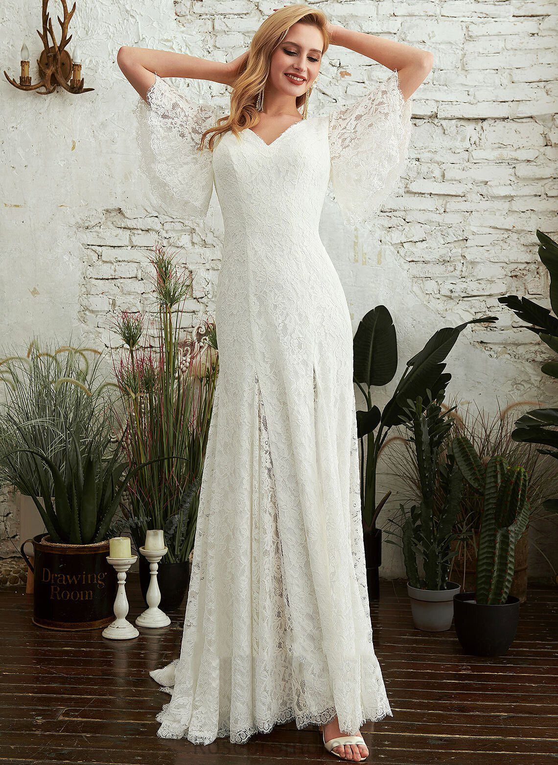 Split Train With Dress Front Lace Wedding V-neck Sweep Sheath/Column Wedding Dresses Glenda