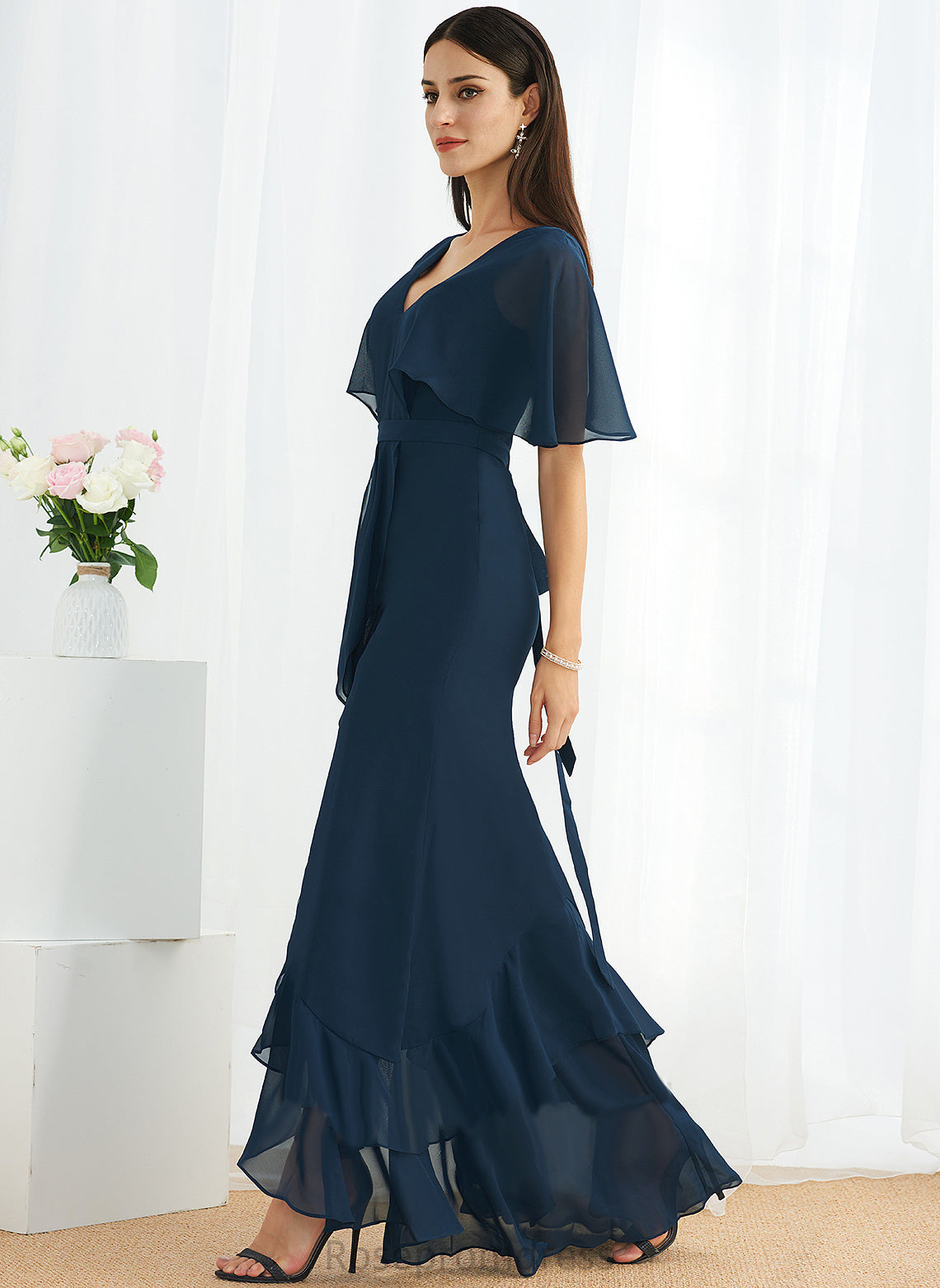 V-neck A-Line Asymmetrical Length Neckline Straps&Sleeves Silhouette Fabric Carolina Scoop Knee Length A-Line/Princess Bridesmaid Dresses