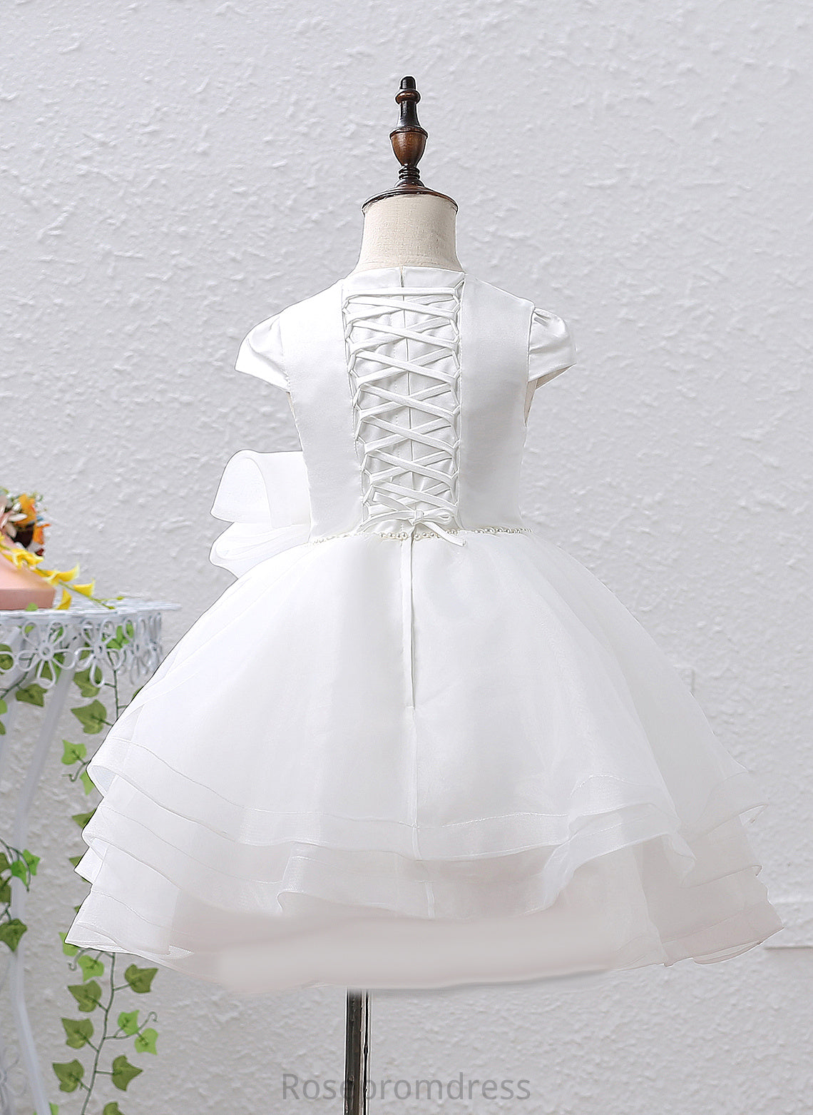 Sleeveless Neck Girl - Flower A-Line/Princess Aliya Dress Flower Girl Dresses Knee-length Scoop With Beading/Bow(s) Organza/Satin