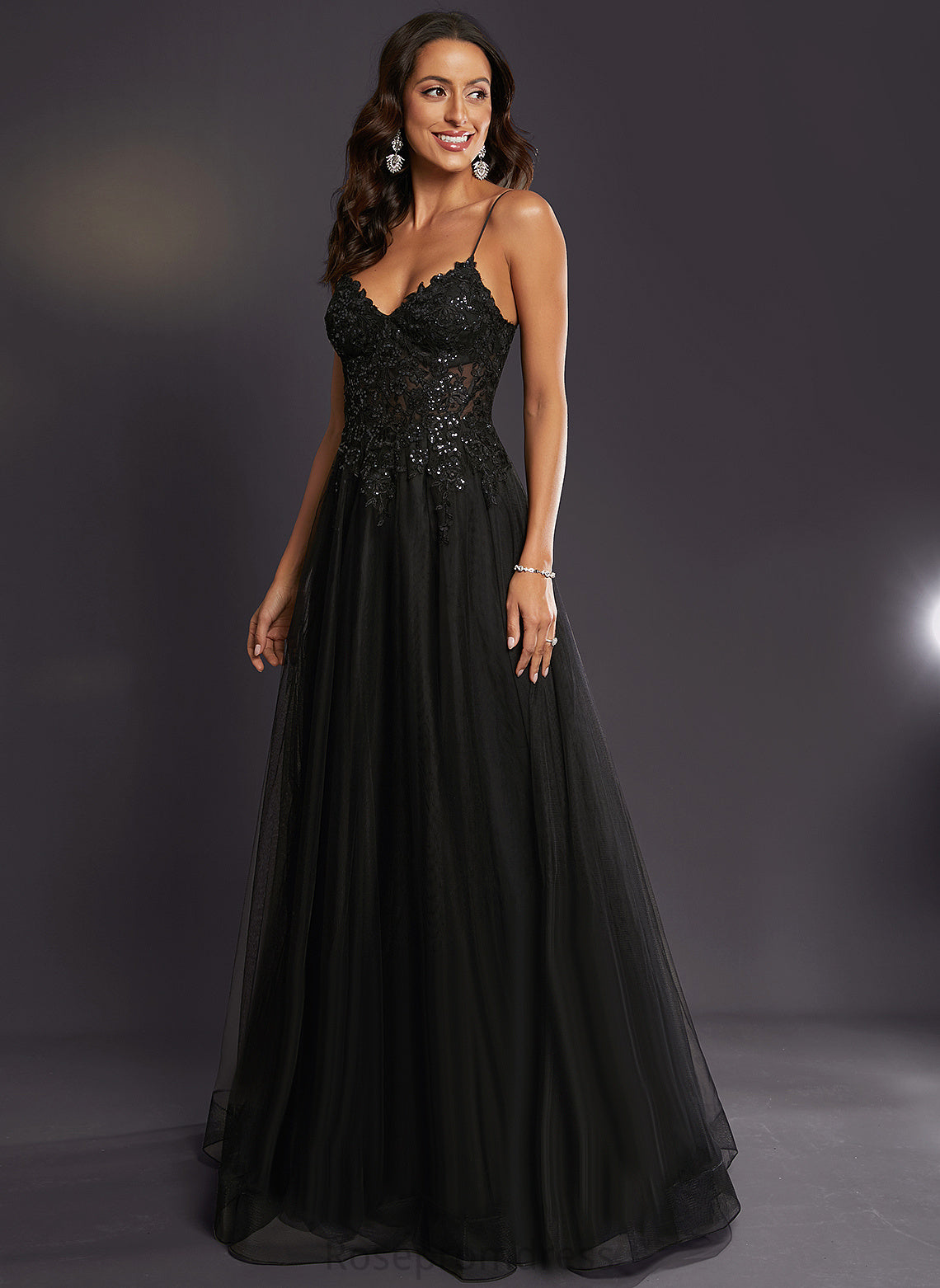 Jasmin Floor-Length Prom Dresses A-Line Tulle V-neck