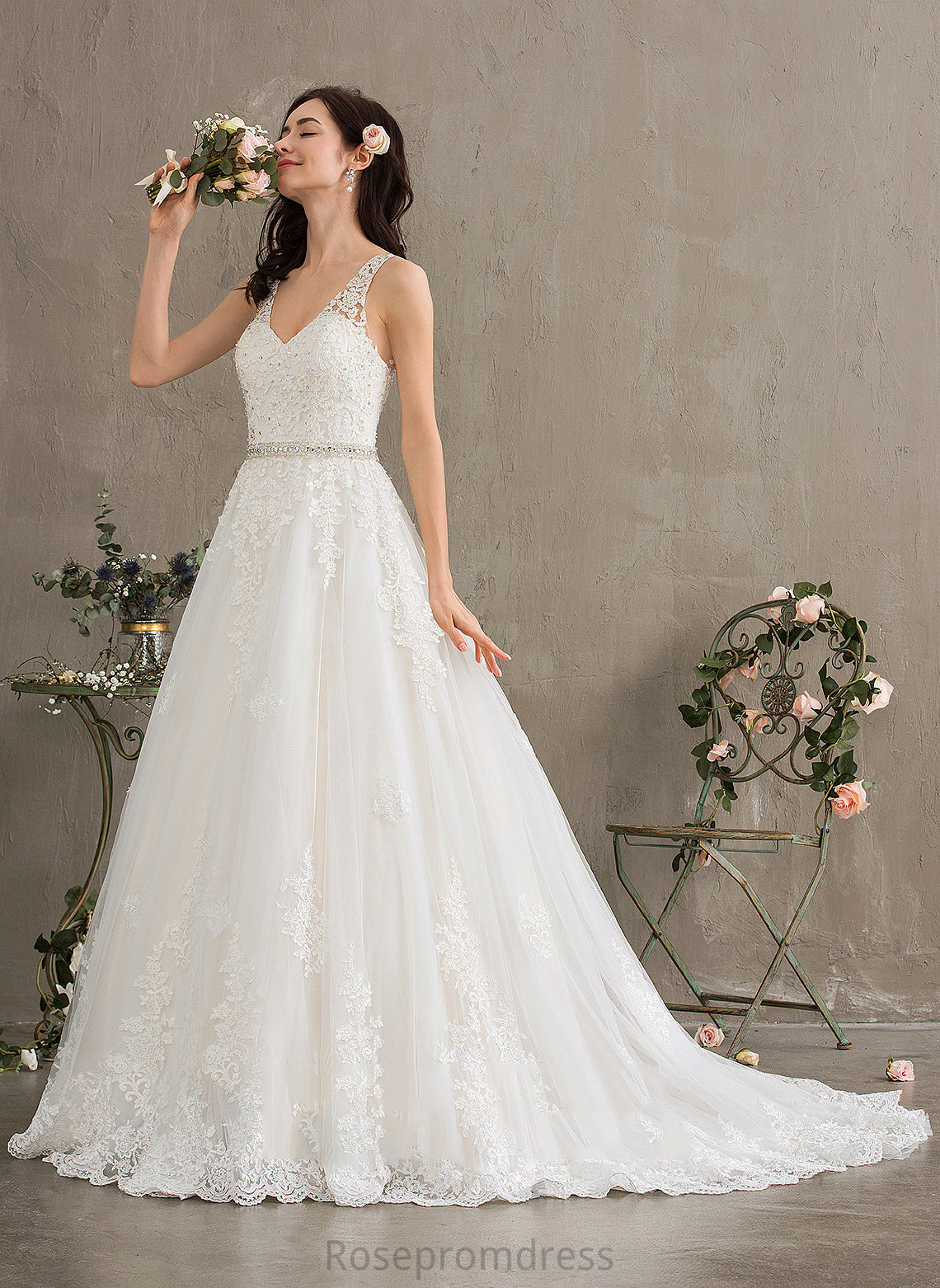 Wedding Dresses V-neck Court Beading Kenna Train With Sequins Ball-Gown/Princess Wedding Lace Dress Tulle