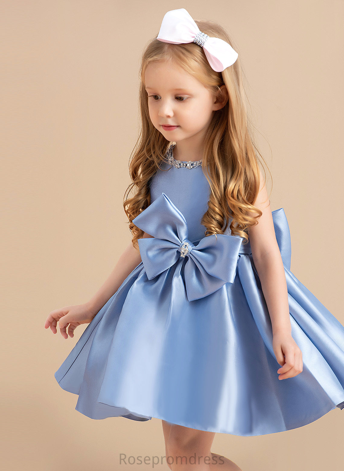 Bow(s) Sleeveless Ball-Gown/Princess Girl - Knee-length Satin Dress Flower Flower Girl Dresses Neck Scoop With Willa