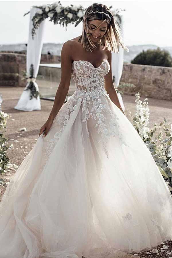 Romantic Sweetheart Strapless Open Back Sweep Train Lace Appliques A Line Wedding Dresses