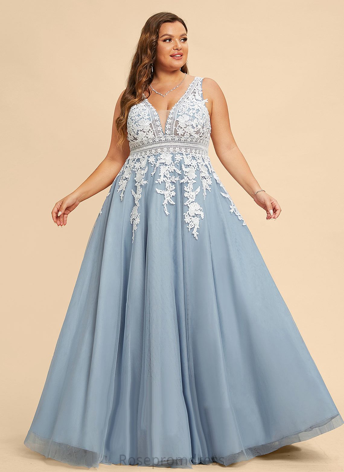 V-neck Floor-Length Kathleen Tulle Prom Dresses Ball-Gown/Princess