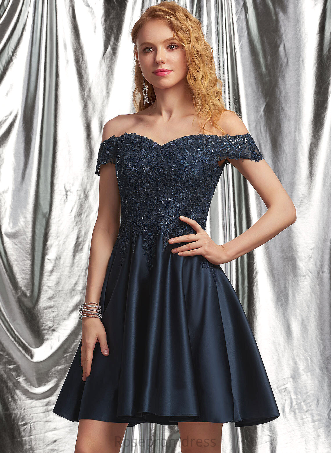 A-Line Kinley Satin Off-the-Shoulder Homecoming Dresses Homecoming With Lace Short/Mini Dress