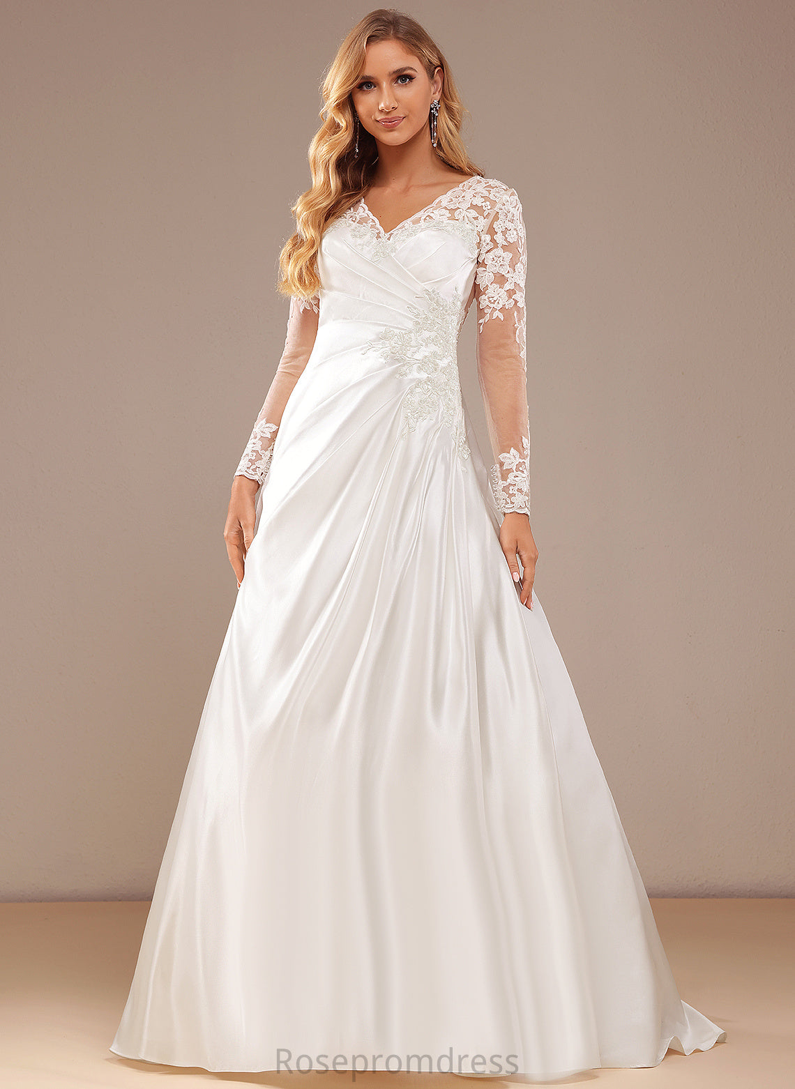 Lace Renata Satin Train A-Line Wedding Dresses Sequins Wedding Lace Court Dress V-neck With