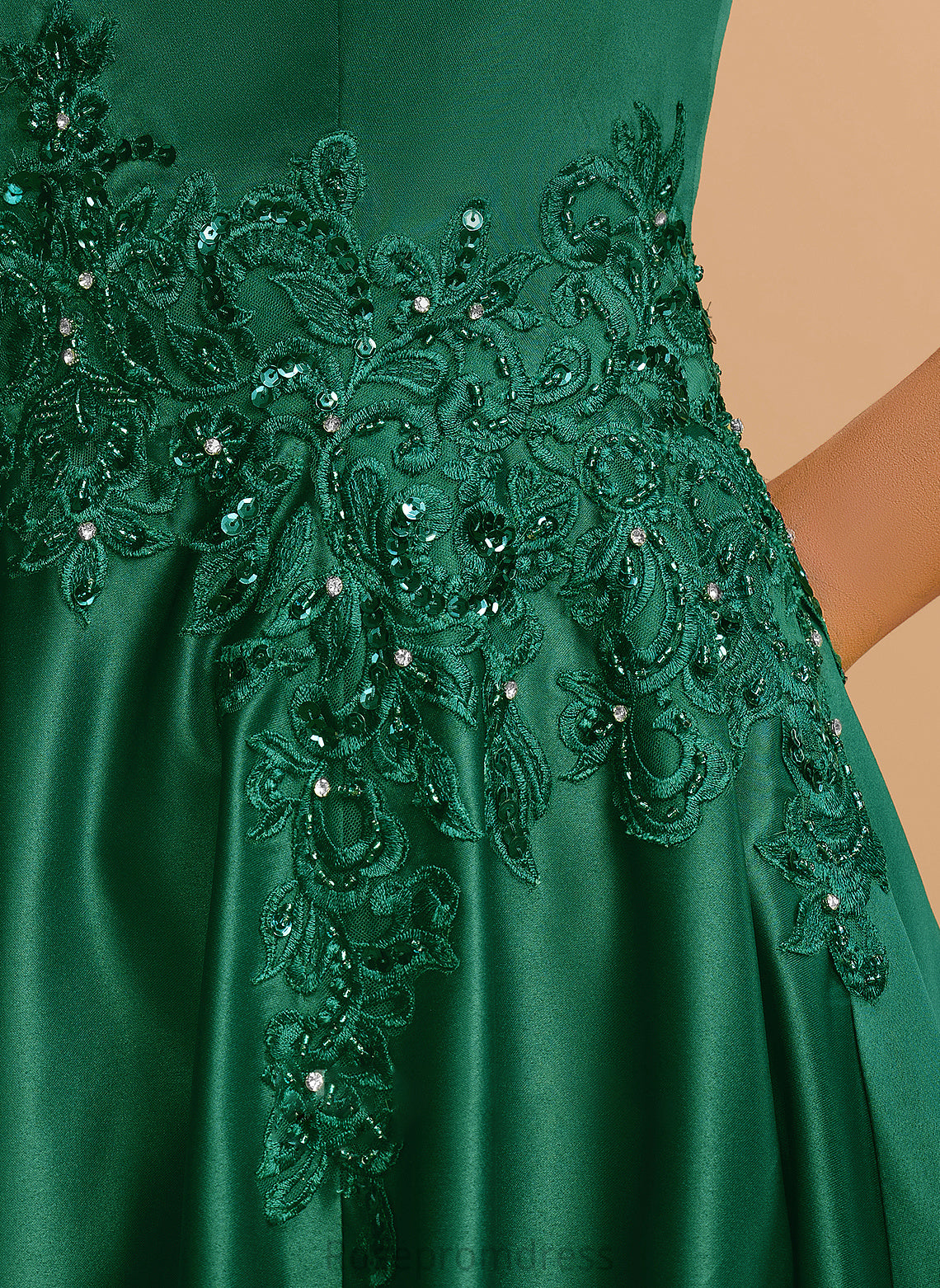 Sequins Floor-Length V-neck Ball-Gown/Princess With Prom Dresses Satin Beading Lillian