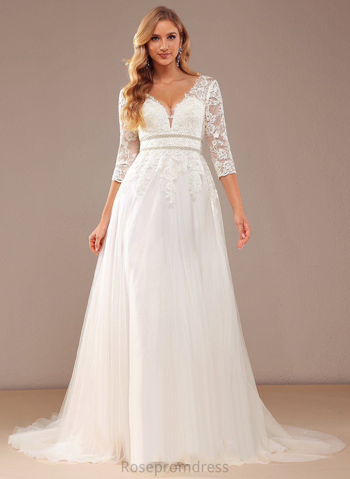 Sequins With Beading Wedding Train V-neck Annalise Ball-Gown/Princess Lace Dress Lace Court Wedding Dresses Tulle