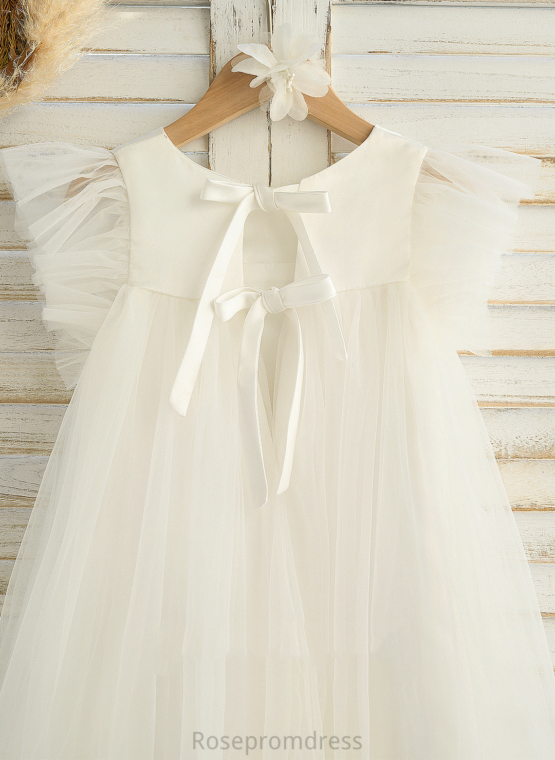 Scoop Ruffles Neck With Girl - Flower Carlee Sleeveless Dress Knee-length A-Line Satin/Tulle Flower Girl Dresses