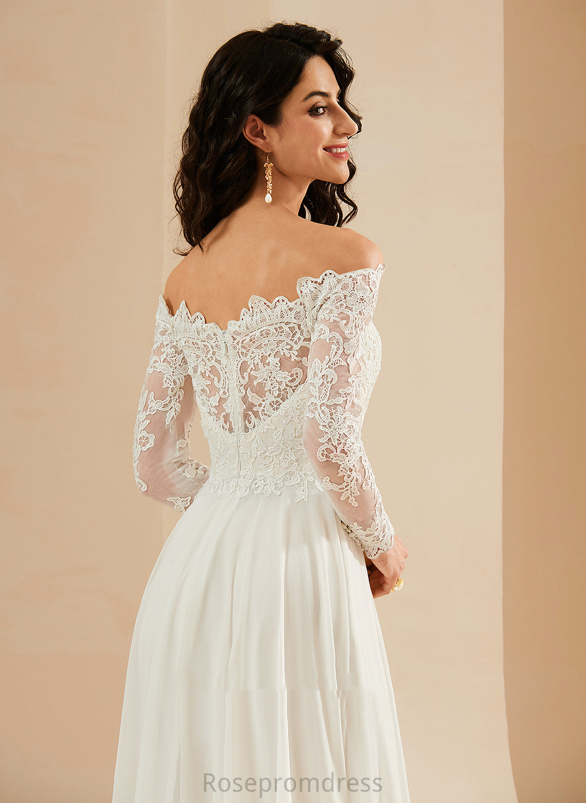 With Off-the-Shoulder Wedding Henrietta Lace Wedding Dresses A-Line Dress Train Sweep Chiffon