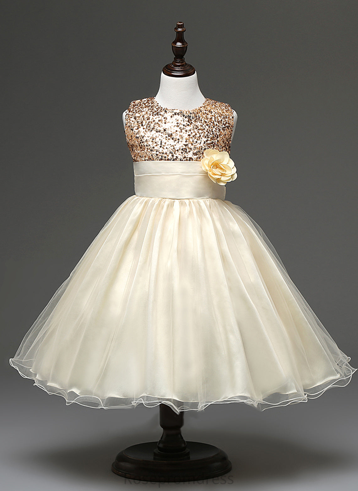 Dress Gwendolyn Scoop Ball-Gown/Princess Knee-length Girl Neck Flower Tulle/Sequined/Cotton - Blends Sleeveless Flower(s) With Flower Girl Dresses