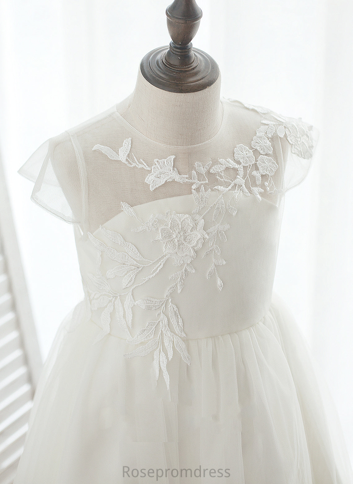 Girl Tulle/Lace - Flower Sleeveless A-Line Dress Scoop Flower Girl Dresses Neck Knee-length Sanaa