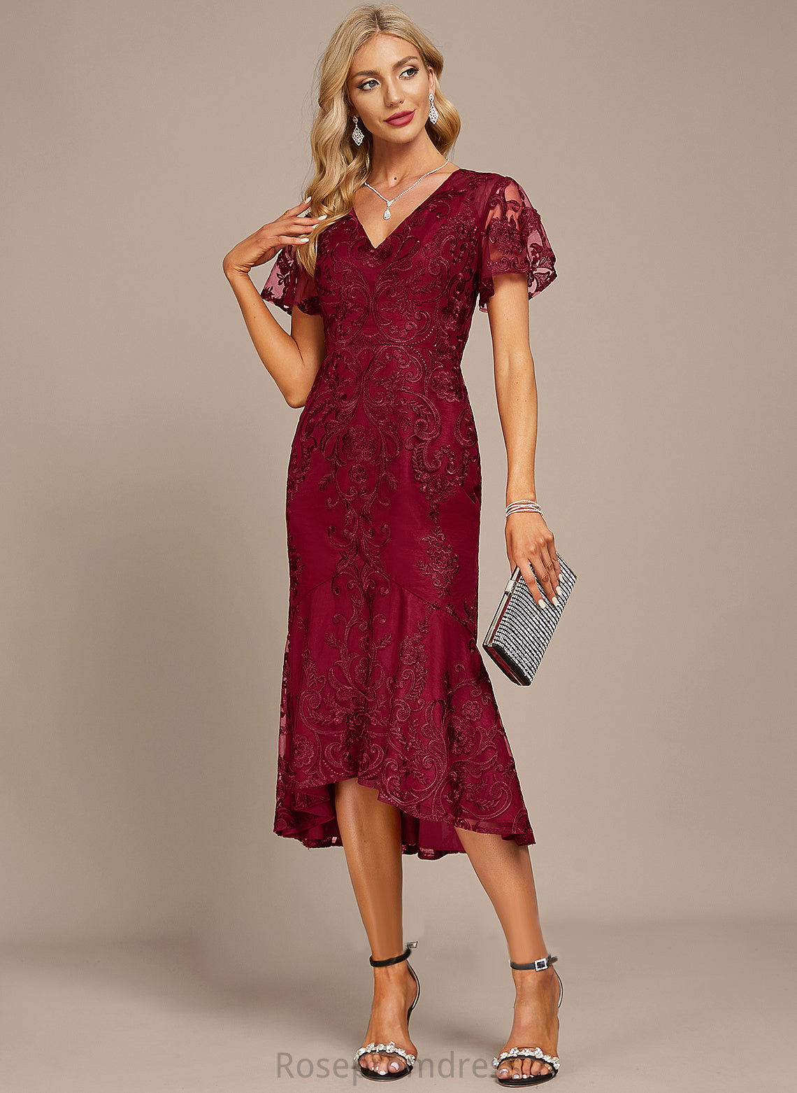 Lace Trumpet/Mermaid Asymmetrical Cocktail Dresses Cocktail Dress V-neck Winifred