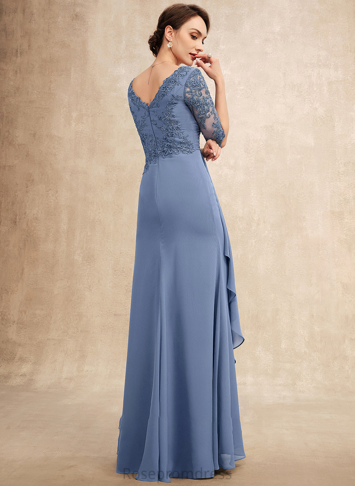 the Cascading Dress of Chiffon V-neck With Bride A-Line Mother of the Bride Dresses Ruffles Floor-Length Mother Phoebe Lace