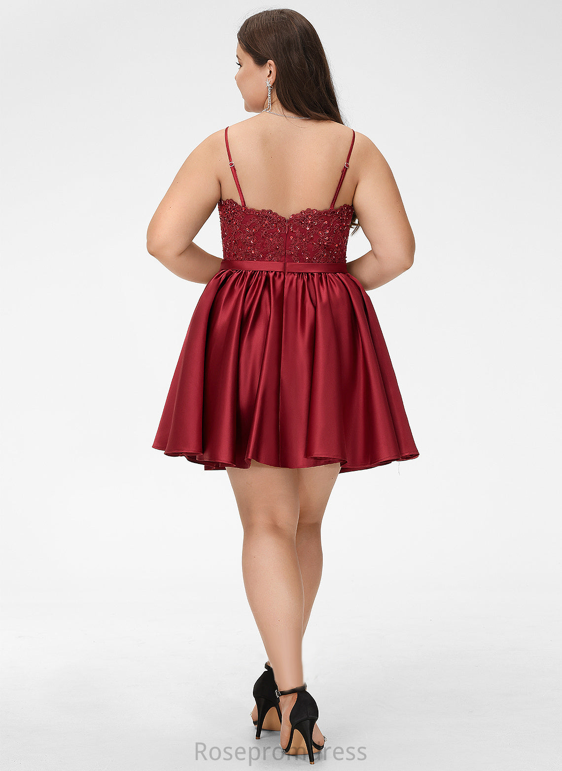 V-neck Short/Mini Lace Beading Cocktail Dress Satin A-Line Cocktail Dresses With Heidi Lace