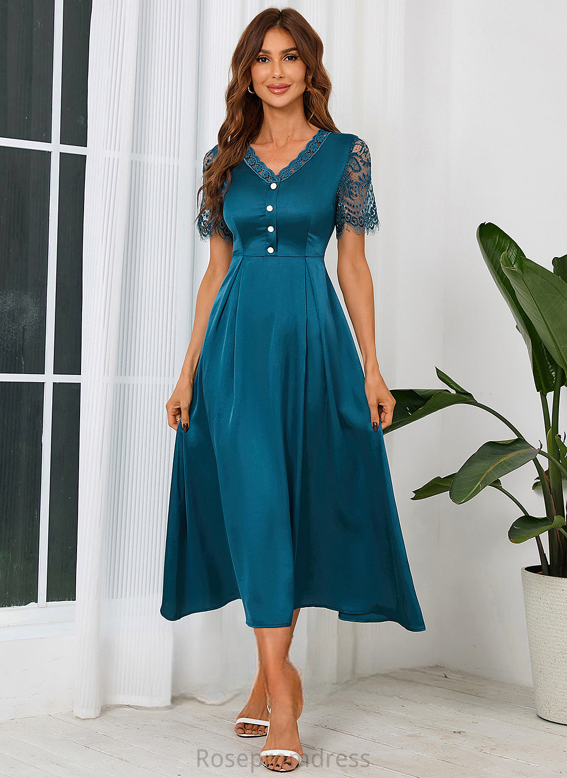 V-Neck Midi Satin Vera Club Dresses A-line Dresses Short Elegant Sleeves