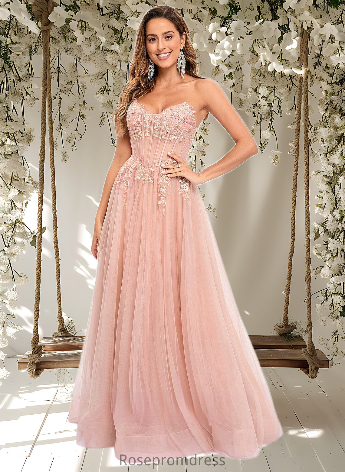 Camila Ball-Gown/Princess V-Neck Floor-Length Tulle Prom Dresses With Sequins Appliques Lace DSP0025837