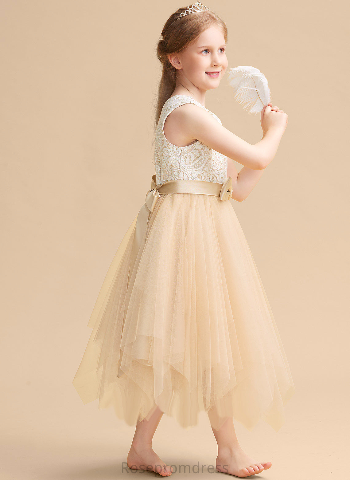 Lilia Flower Girl Dresses With Lace/Bow(s) Neck Tulle Flower Dress - Tea-length A-Line Girl Sleeveless Scalloped