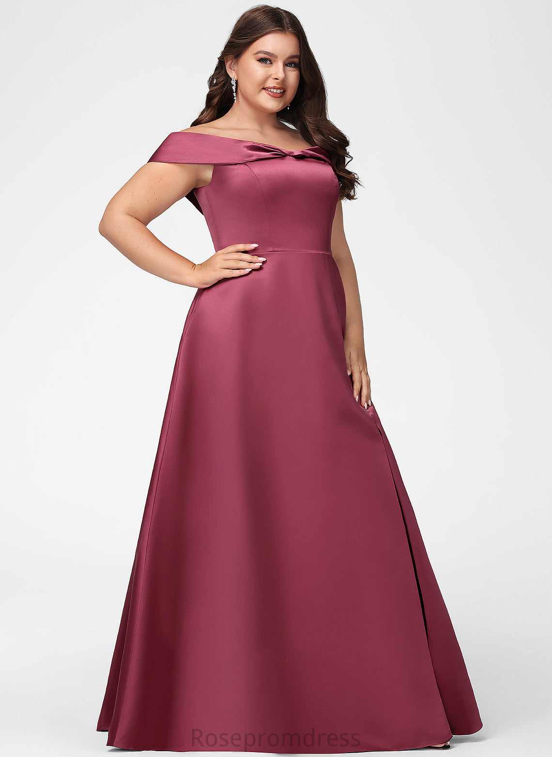 Neckline Fabric Length Floor-Length Embellishment Silhouette SplitFront Off-the-Shoulder A-Line Melinda Floor Length Sheath/Column Bridesmaid Dresses