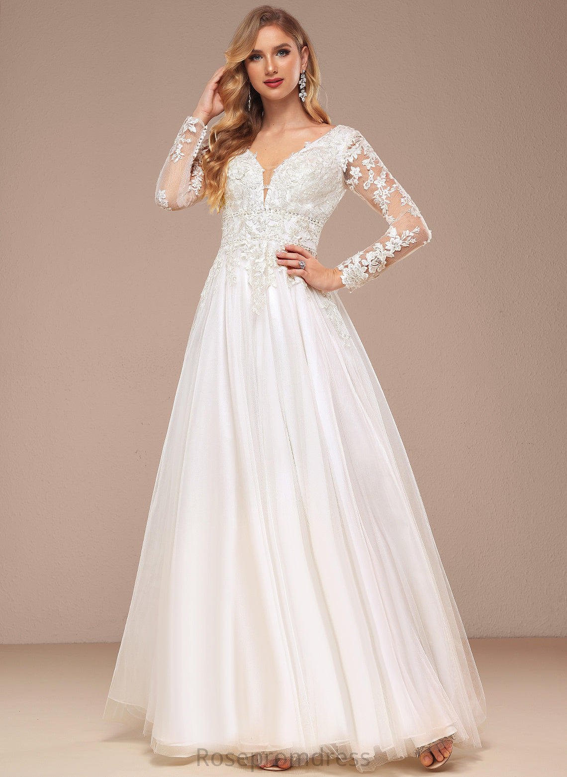 Tulle Dress Beading V-neck A-Line Lace Wedding Dresses Jolie Floor-Length Sequins With Wedding