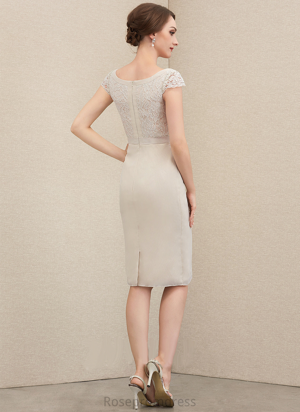 Bow(s) Dress Mother of the Bride Dresses Mother Lace With of the V-neck Chiffon Bride Minnie Knee-Length Sheath/Column