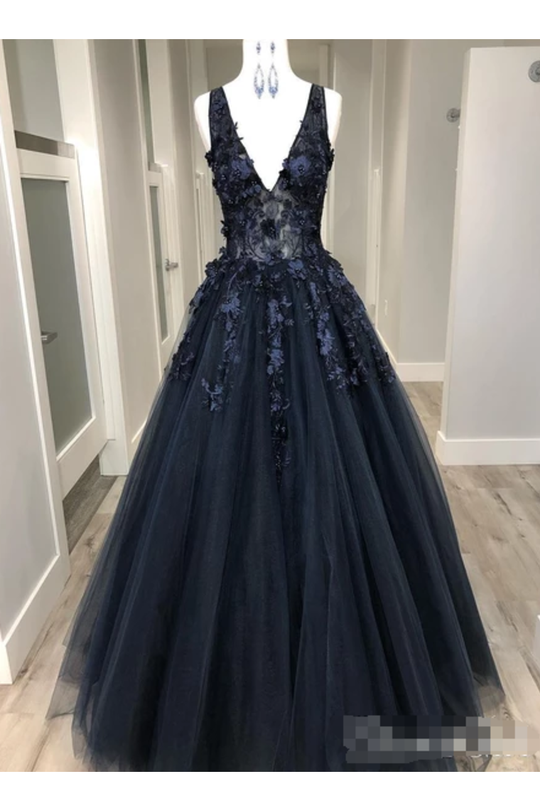 Black Deep V Neck Appliqued Prom Dresses See Through Floor Length Formal Dresses