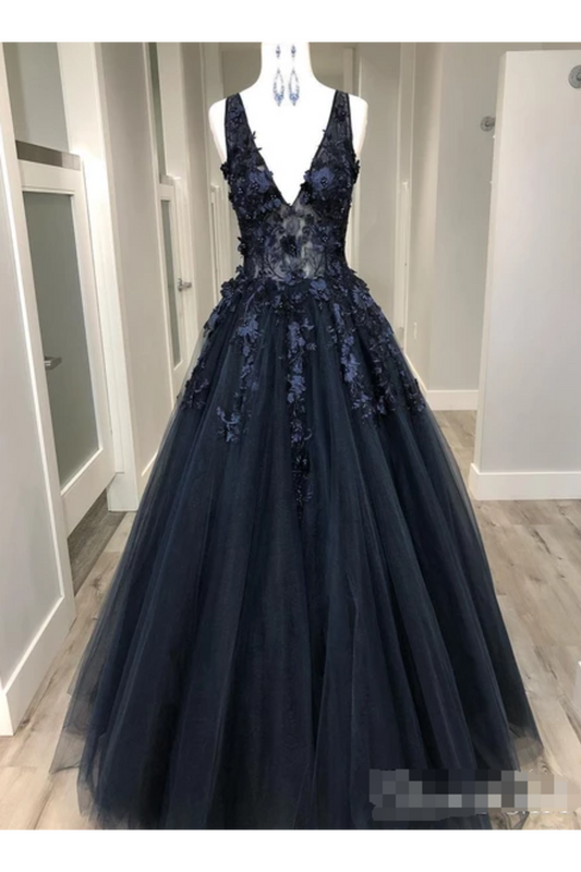 Black Deep V Neck Appliqued Prom Dresses See Through Floor Length Formal Dresses