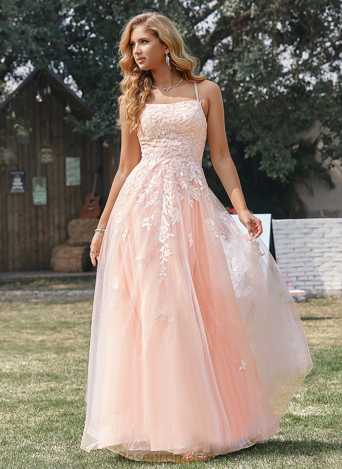 Alia Prom Dresses Tulle Floor-Length Square Sequins Ball-Gown/Princess With Lace