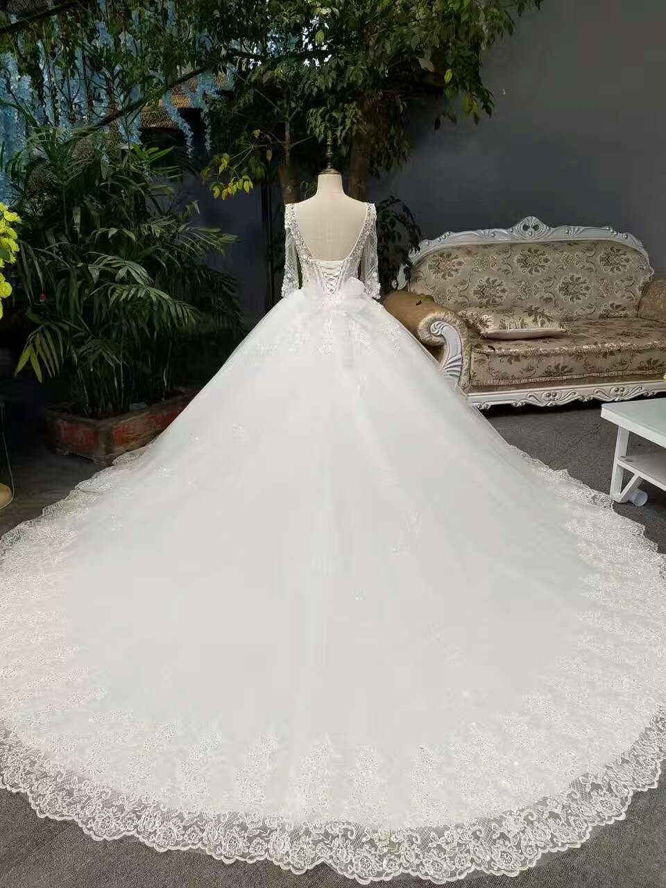 2024 New Arrival Cheap Price Tulle Wedding Dresses Lace Up With Appliques And Crystals 3/4 Sleeves