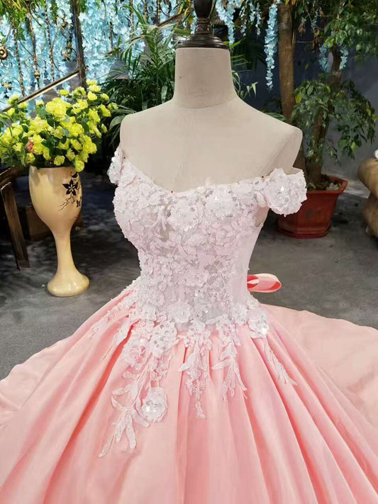 2024 New Arrival Satin Off The Shoulder Wedding Dresses Lace Up With Appliques And Sequins