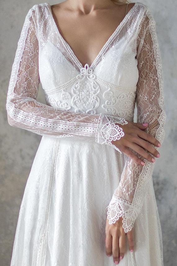 Elegant A Line V Neck Long Sleeve Ivory Lace Backless Beach Boho Wedding Dresses RS872