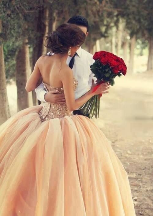 Blush Pink Tulle Ball Gown Sweetheart Bridal Gowns With Rhinestones Quinceanera Dresses RS89