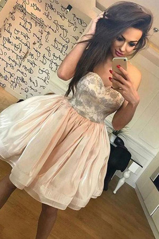 A-Line Sweetheart Cute Short Prom Dress Organza Above Knee Homecoming Dress with Lace RS708