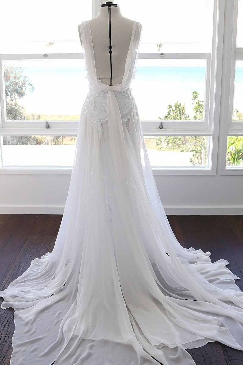 A-line Spaghetti Strap White Lace Chiffon Sweetheart Backless Beach Wedding Dresses RS881