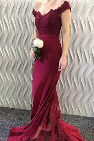 2024 Off-the-Shoulder Burgundy Lace Appliques Long Mermaid Prom Dresses RS370