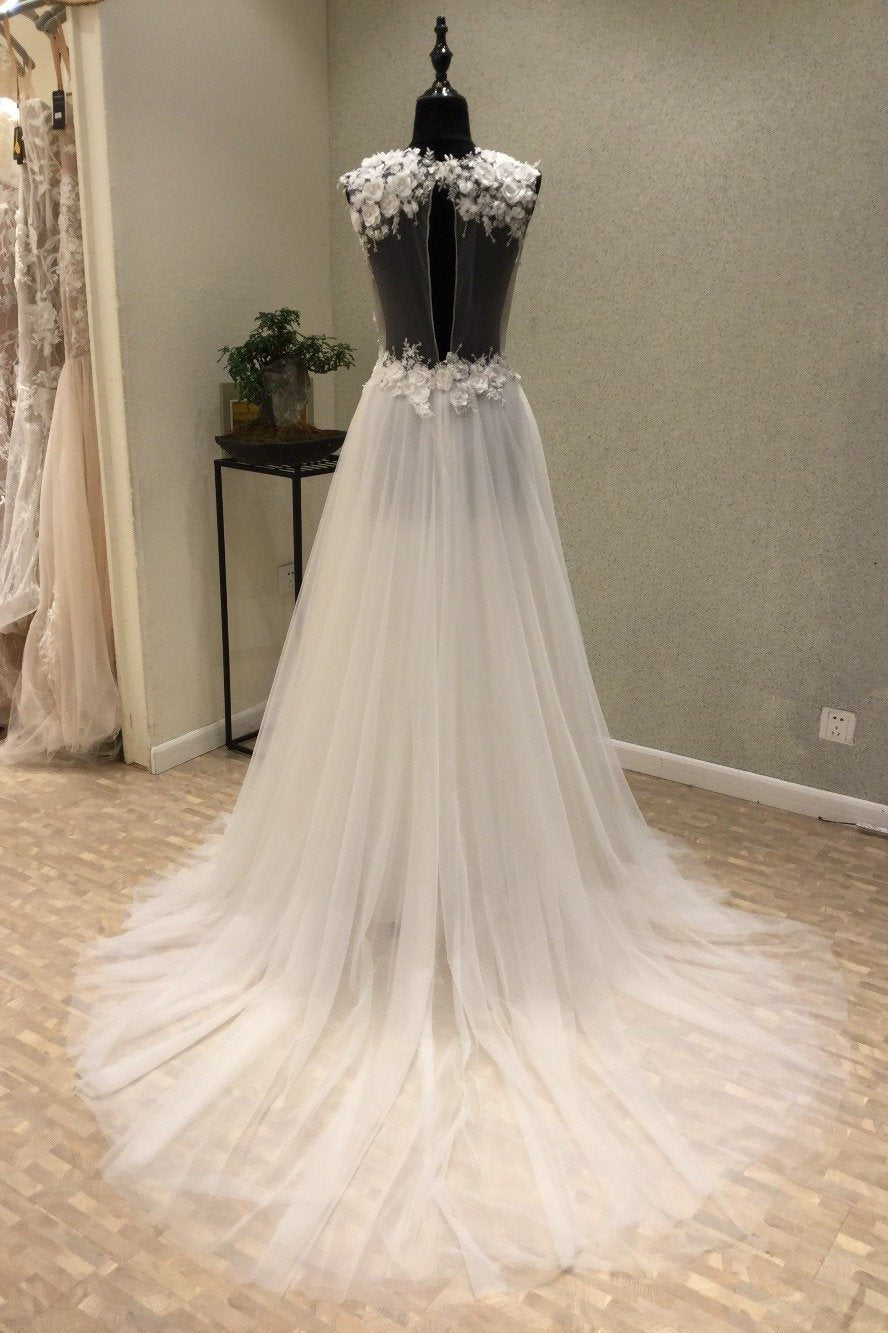 Cheap V-Neck Open Back Tulle Ivory Beach Long Appliques A-Line Sleeveless Wedding Dress RS598