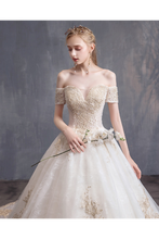 Load image into Gallery viewer, Ball Gown Tulle Wedding Dresses Off The Shoulder Appliques Beads Chapel Train