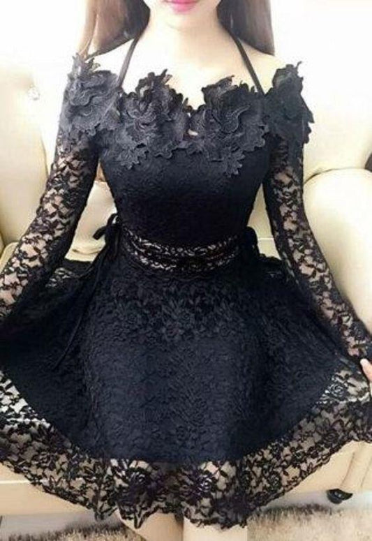 Sexy Black Leslie Lace Homecoming Dresses Halter Long Sleeves Short CD1283