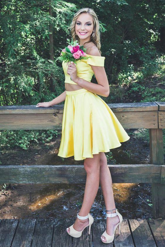 Off The Shoulder Two Piece Party Dress Yellow Short Homecoming Dresses Damaris CD4795