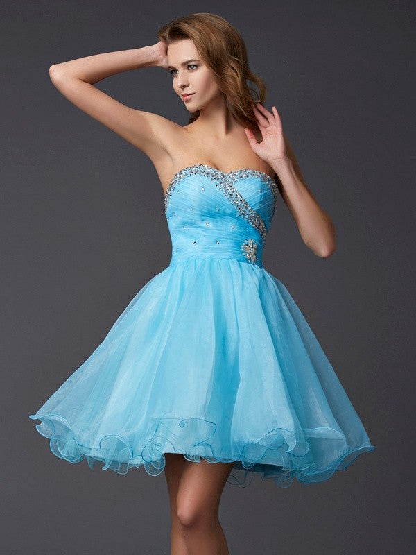 A-Line/Princess Sweetheart Sleeveless Beading Short Homecoming Dresses Cassidy Tulle