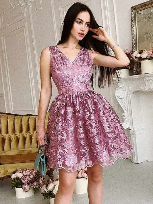 A-Line/Princess Homecoming Dresses Cassie V-Neck Sleeveless Organza Ruched Short/Mini Dresses