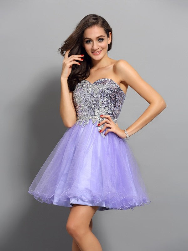 A-Line/Princess Sweetheart Beading Applique Sleeveless Short Net Dresses Homecoming Dresses Cocktail Laci