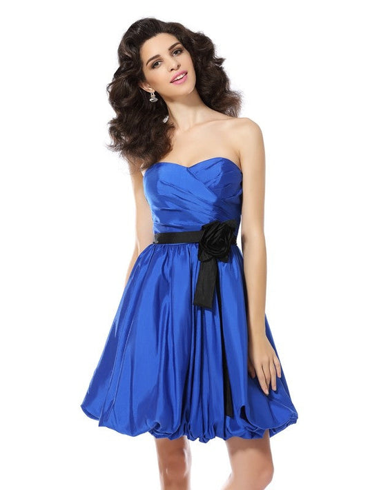 A-Line/Princess Sweetheart Hand-Made Flower Sleeveless Short Cocktail Jaslyn Homecoming Dresses Taffeta Dresses